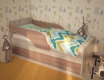 Детская кровать с бортиками Максимка, корпус Шимо светлый, фасад Шимо темный в Йошкар-Оле