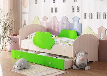 Детская кровать с бортиками Тучка с ящиком, корпус Дуб млечный, фасад Лайм в Йошкар-Оле