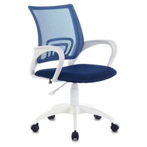 Офисное кресло Brabix Fly MG-396W (с подлокотниками, пластик белый, сетка, темно-синее) 532399 в Йошкар-Оле